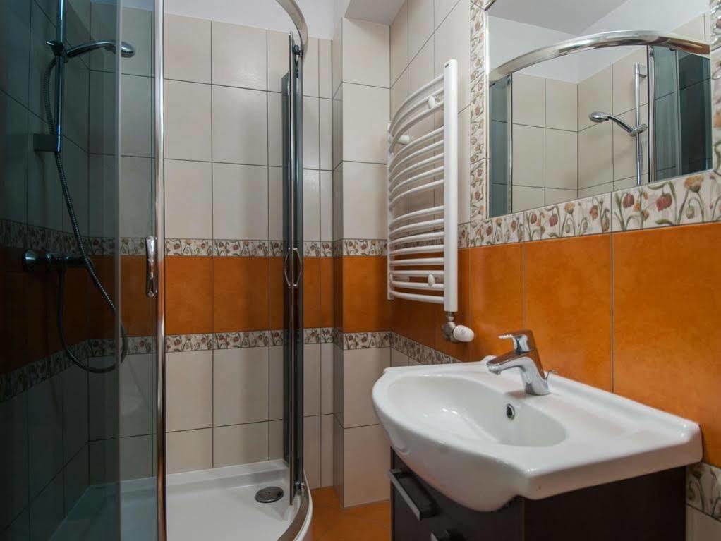 Domino - Apartament *